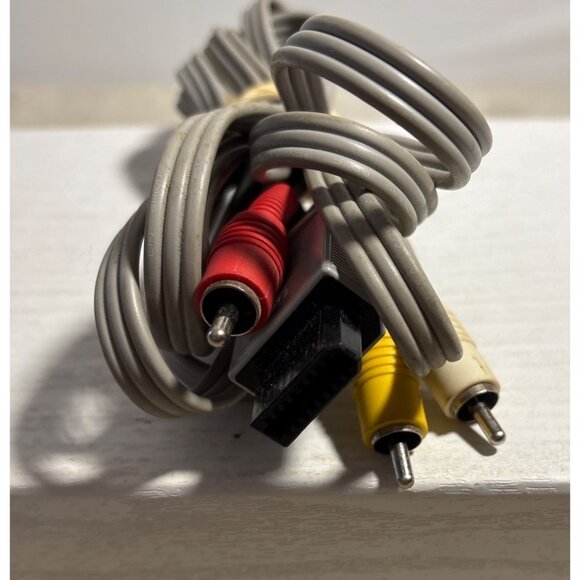 Nintendo Wii AV Cable Cord RVL-009 Audio Video OEM Official - Picture 1 of 3